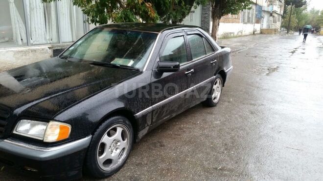 Mercedes C 230 1999, 178,023 km - 2.3 l - Bakı