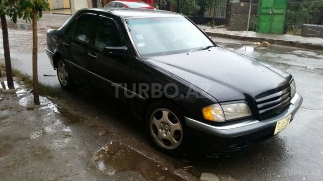 Mercedes C 230 1999, 178,023 km - 2.3 l - Bakı