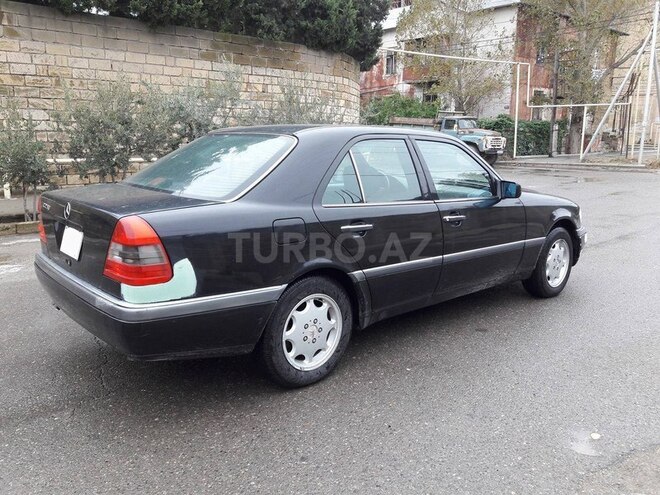 Mercedes C 230 1997, 280,000 km - 2.3 л - Bakı