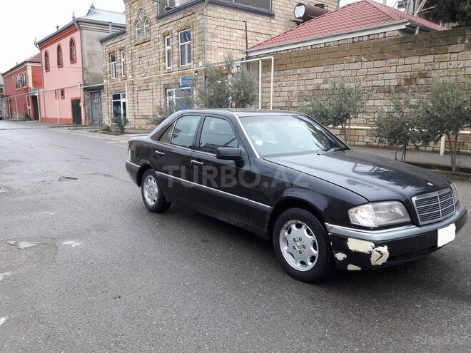 Mercedes C 230 1997, 280,000 km - 2.3 л - Bakı