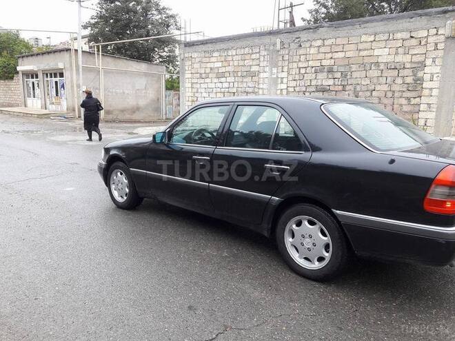 Mercedes C 230 1997, 280,000 km - 2.3 л - Bakı