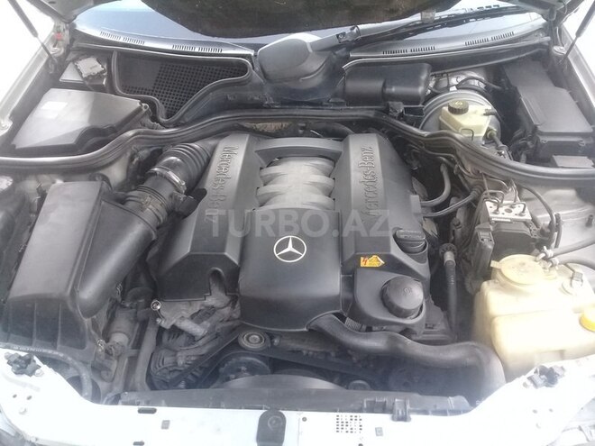 Mercedes E 240 1999, 383,421 km - 2.4 l - Bakı