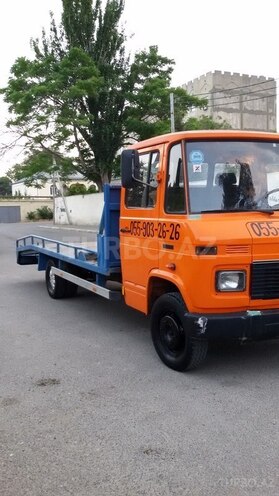 Mercedes 609 D 1984, 430,000 km - 4.2 l - Bakı