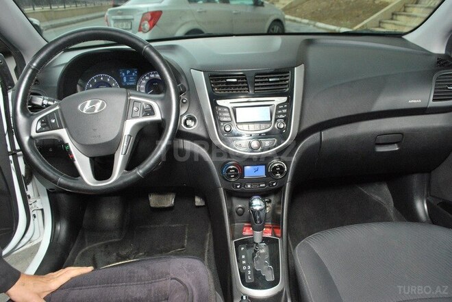 Hyundai Accent 2013, 57,000 km - 1.6 l - Bakı