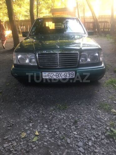 Mercedes E 200 1994, 350,000 km - 2.0 l - Zaqatala