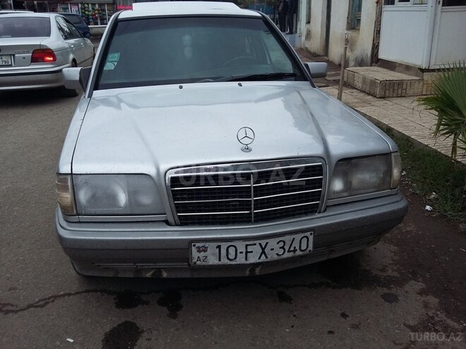 Mercedes 190 1987, 350,000 km - 2.5 л - Masallı