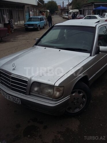 Mercedes 190 1987, 350,000 km - 2.5 л - Masallı