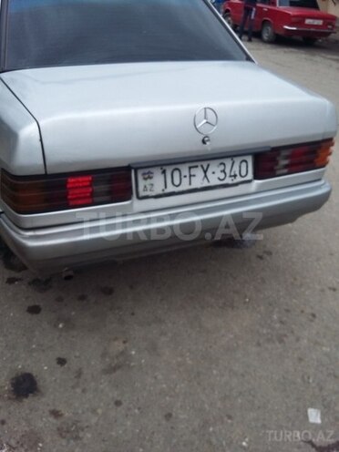 Mercedes 190 1987, 350,000 km - 2.5 л - Masallı