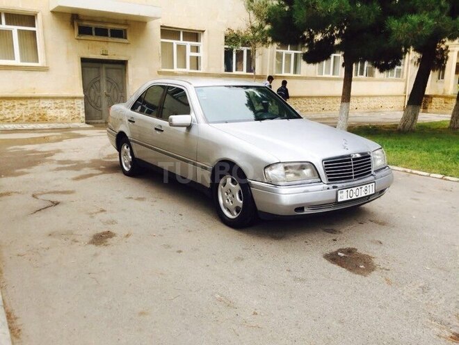 Mercedes C 220 1995, 413,000 km - 2.2 л - Bakı
