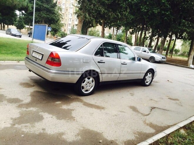 Mercedes C 220 1995, 413,000 km - 2.2 л - Bakı