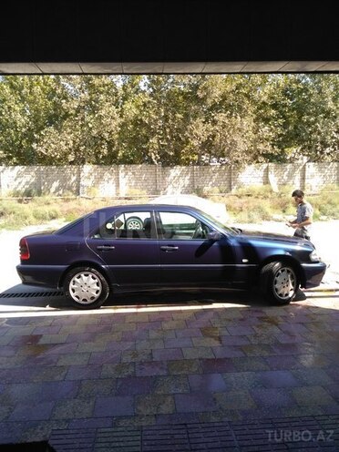Mercedes C 220 1998, 318,847 km - 2.2 л - Bakı