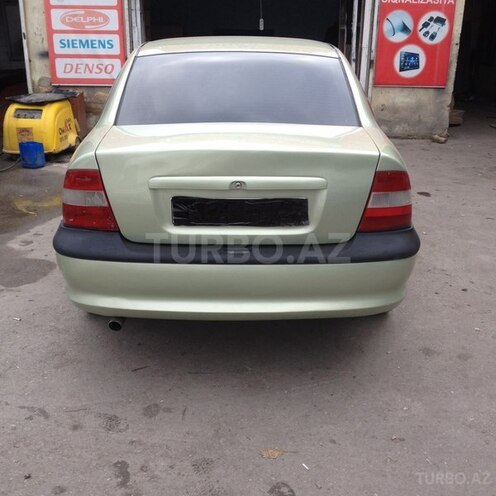 Opel Vectra 1996, 250,000 km - 1.8 l - Sumqayıt