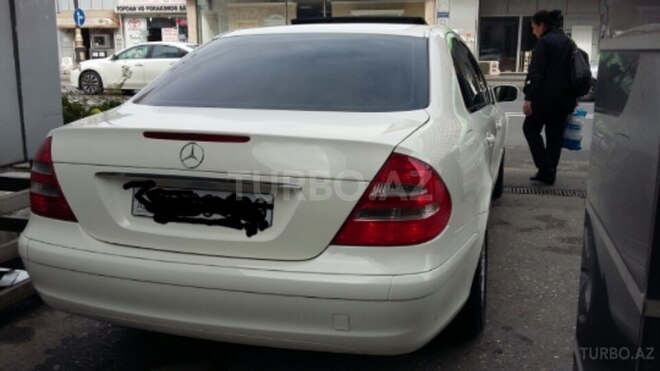Mercedes E 240 2003, 229,000 km - 2.4 l - Bakı