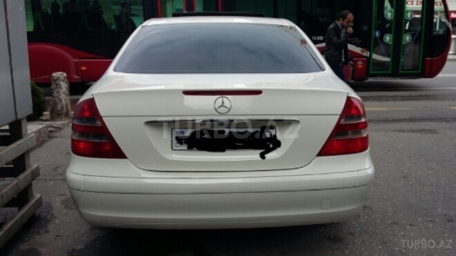 Mercedes E 240 2003, 229,000 km - 2.4 l - Bakı
