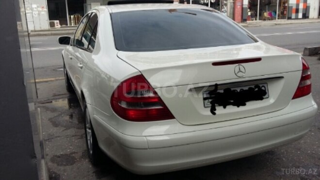 Mercedes E 240 2003, 229,000 km - 2.4 l - Bakı
