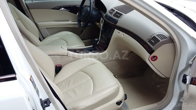 Mercedes E 240 2003, 229,000 km - 2.4 l - Bakı