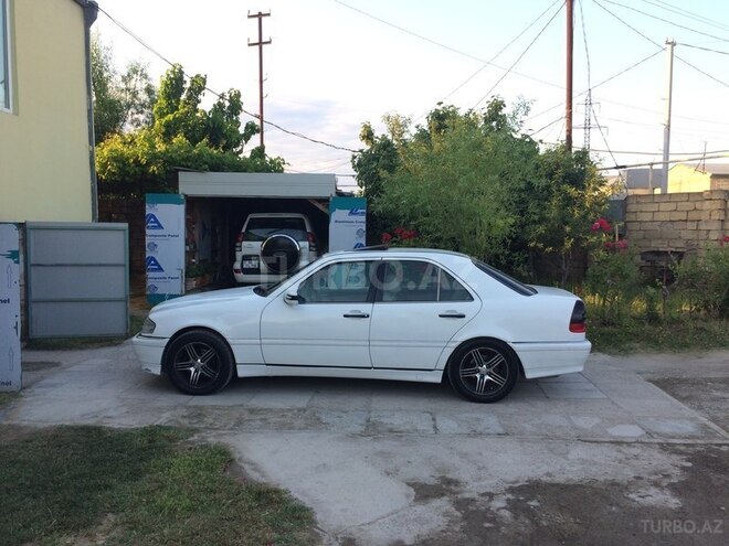 Mercedes C 230 1998, 237,000 km - 2.3 l - Sumqayıt