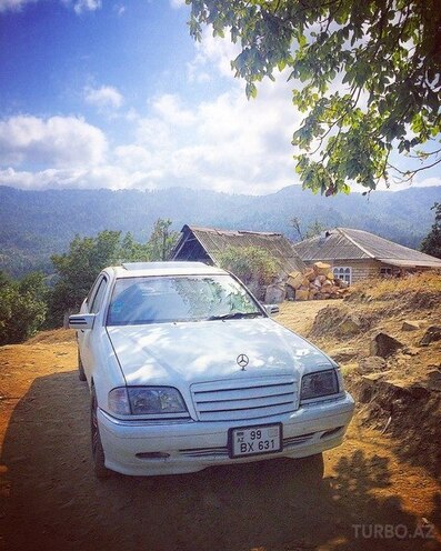 Mercedes C 230 1998, 237,000 km - 2.3 l - Sumqayıt