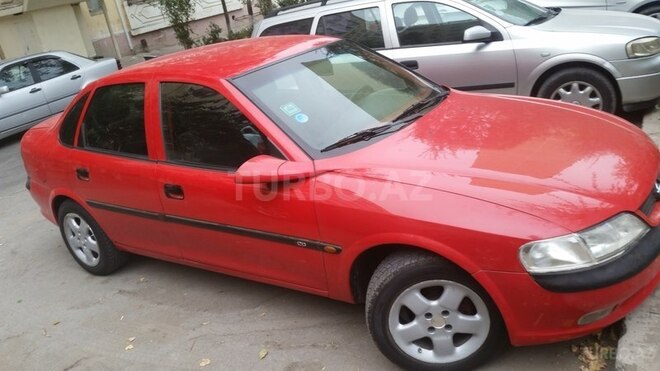 Opel Vectra 1998, 370,000 km - 1.8 l - Sumqayıt
