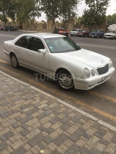 Mercedes E 220 2001, 398,767 km - 2.2 л - Ağstafa