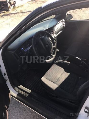 Opel Vectra 1999, 268,000 km - 2.0 l - Bakı