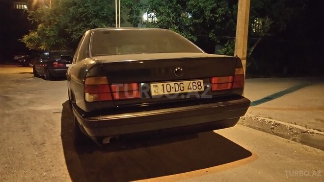 BMW 520 1992, 525,000 km - 0.2 l - Bakı