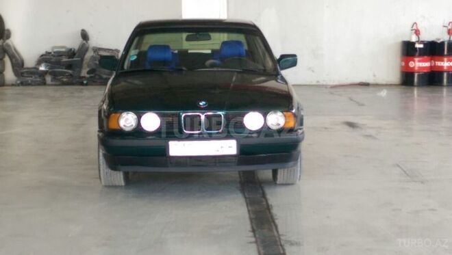 BMW 520 1992, 525,000 km - 0.2 l - Bakı