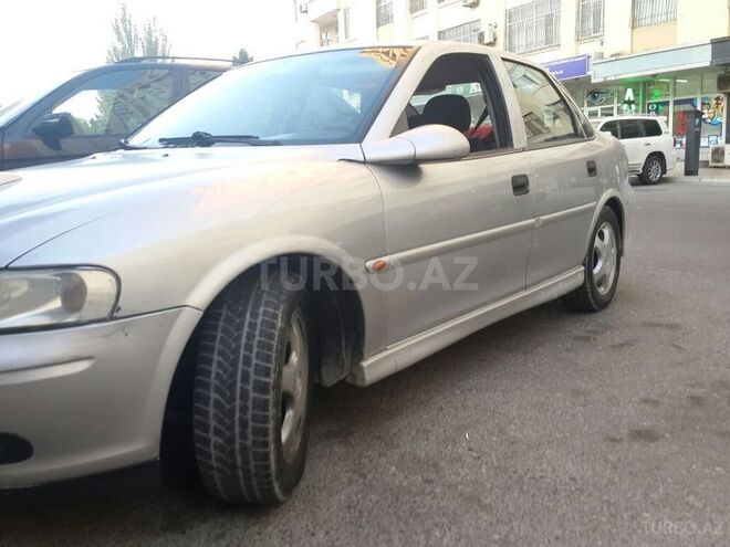 Opel Vectra 2000, 255,000 km - 1.6 l - Bakı