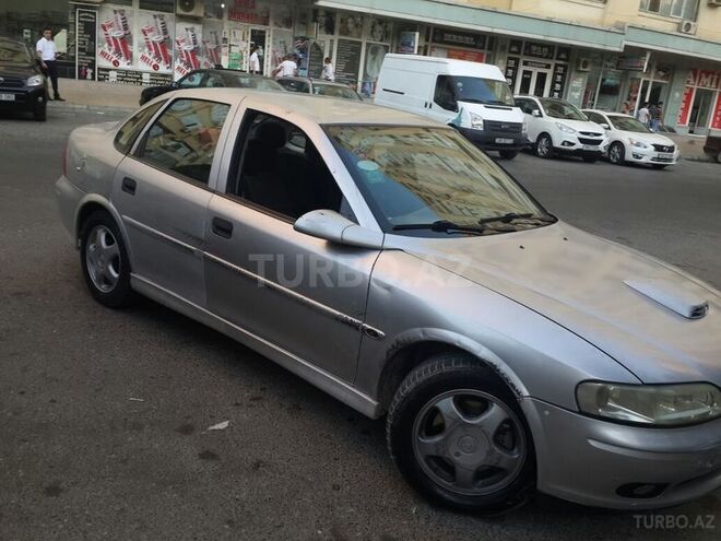 Opel Vectra 2000, 255,000 km - 1.6 l - Bakı