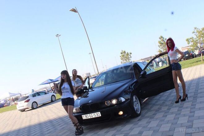 BMW 530 2001, 291,744 km - 3.0 l - Bakı