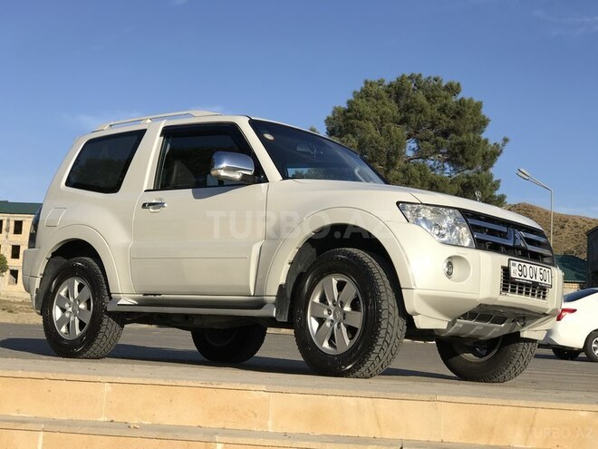 Mitsubishi Pajero 2007, 136,000 km - 3.0 l - Mingəçevir