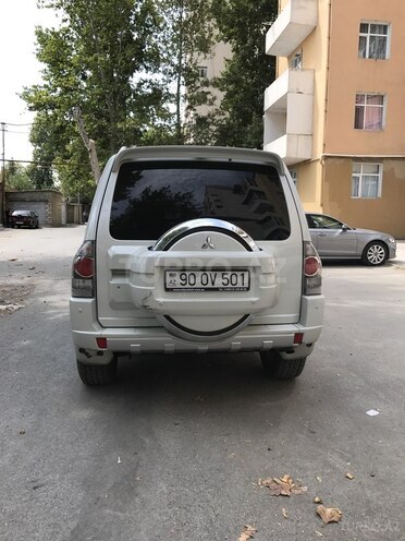 Mitsubishi Pajero 2007, 136,000 km - 3.0 l - Mingəçevir