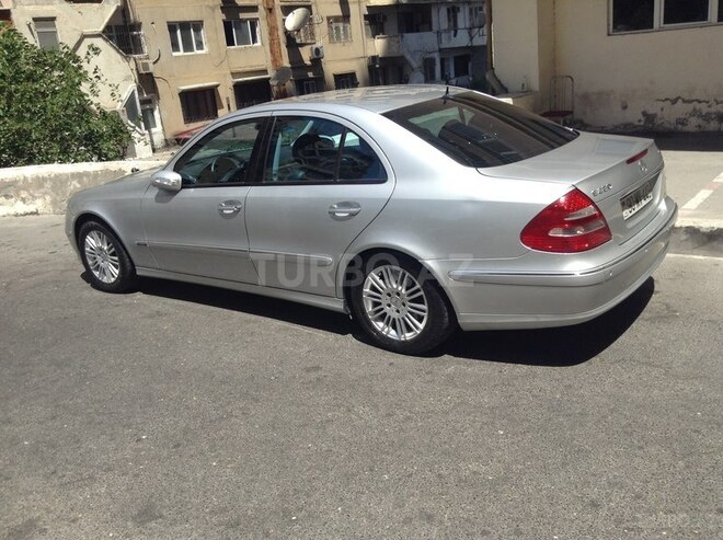 Mercedes E 320 2004, 32,700 km - 3.2 l - Bakı