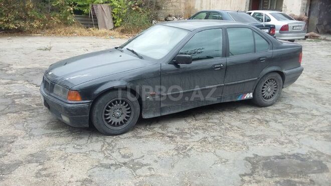 BMW 320 1995, 290,000 km - 2.0 l - Bakı
