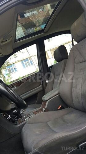 Mercedes E 230 1997, 212,000 km - 2.3 l - Sumqayıt
