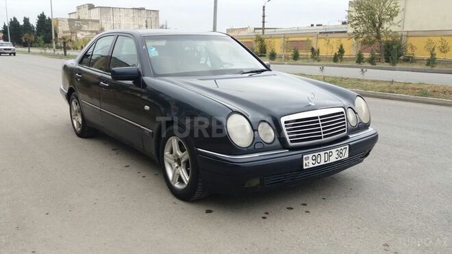 Mercedes E 230 1997, 212,000 km - 2.3 l - Sumqayıt