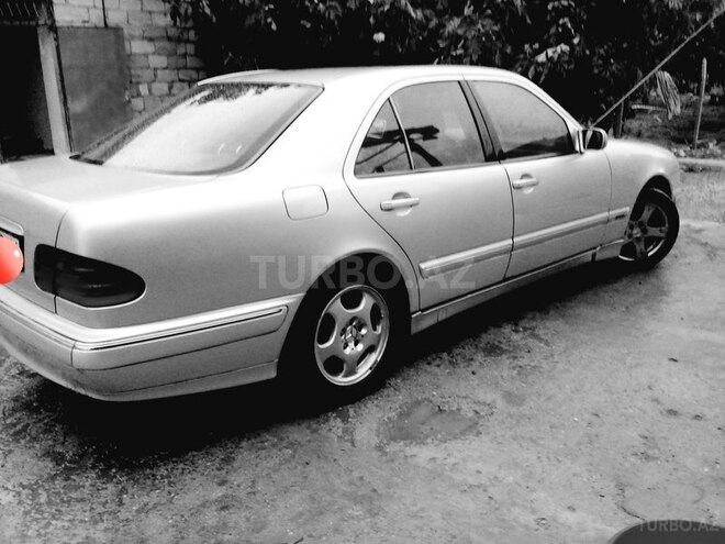 Mercedes E 220 1999, 3,700,000 km - 2.2 л - Bakı