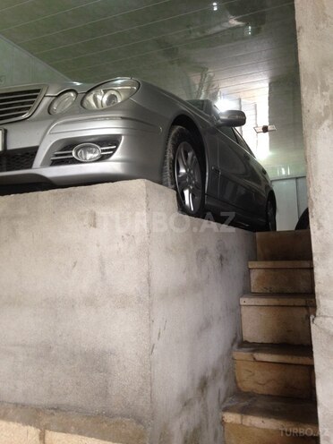 Mercedes E 220 2007, 200,000 km - 2.2 l - Şamaxı