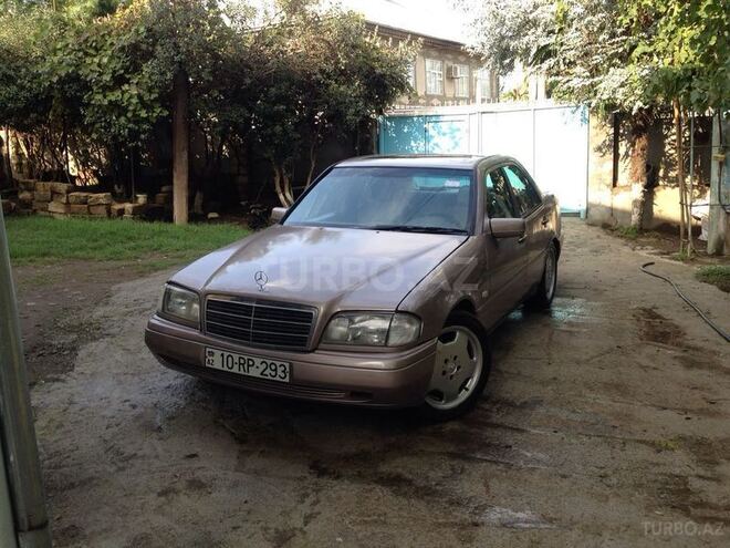Mercedes C 180 1993, 321,456 km - 1.8 l - Masallı
