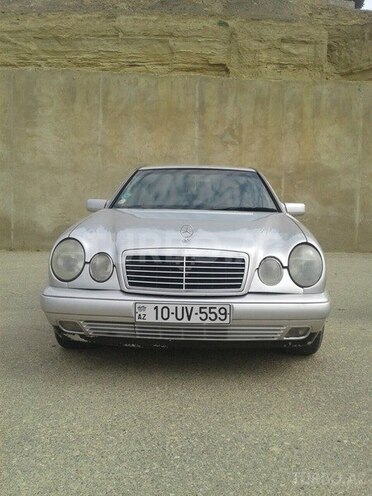 Mercedes E 240 1998, 390,000 km - 2.4 l - Bakı
