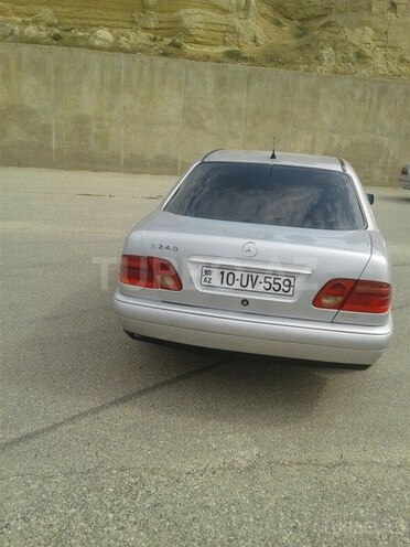 Mercedes E 240 1998, 390,000 km - 2.4 l - Bakı
