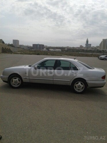 Mercedes E 240 1998, 390,000 km - 2.4 l - Bakı