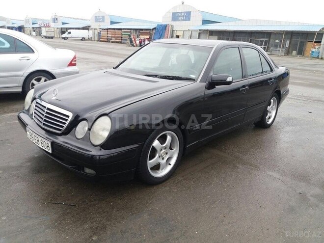 Mercedes E 220 2000, 264,500 km - 2.2 l - Sumqayıt