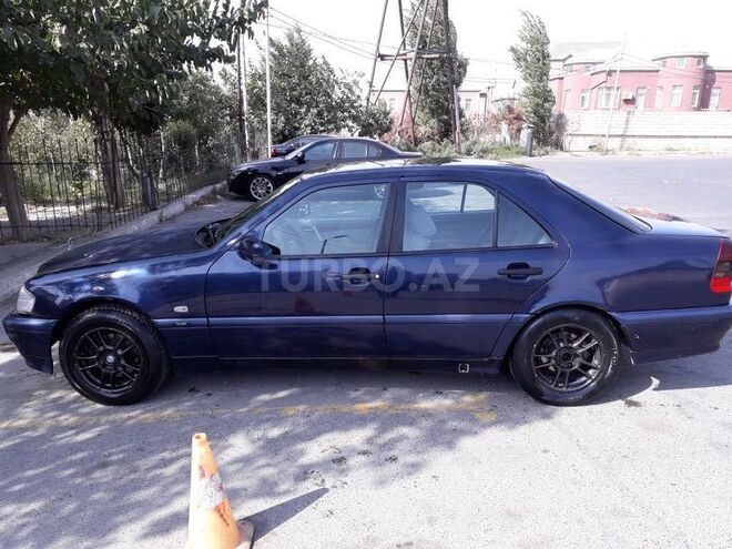 Mercedes C 180 1999, 235,470 km - 1.8 л - Bakı