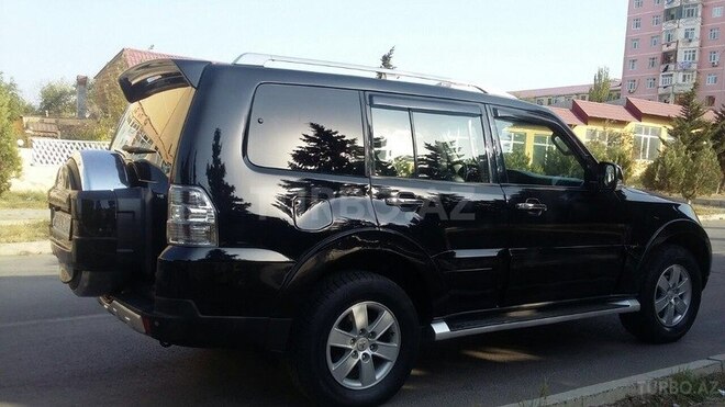 Mitsubishi Pajero 2009, 178,000 km - 0.3 l - Xırdalan