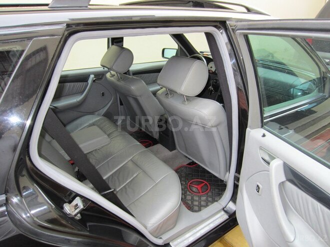 Mercedes C 220 1999, 201,000 km - 2.2 л - Bakı