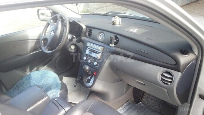 Mitsubishi Airtrek 2002, 210,000 km - 2.0 l - Xaçmaz