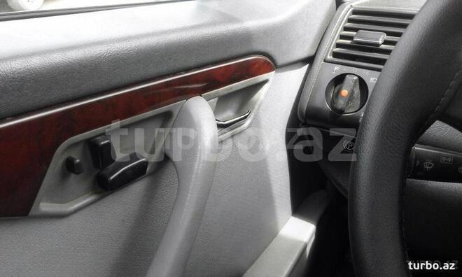Mercedes C 220 1996, 315,000 km - 2.2 l - Bakı