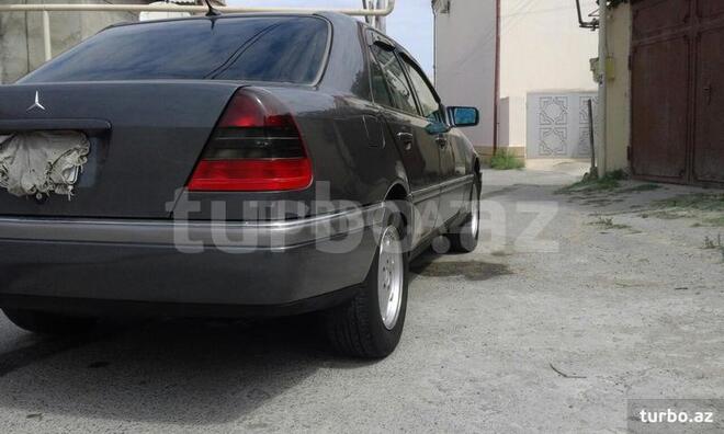 Mercedes C 220 1996, 315,000 km - 2.2 l - Bakı