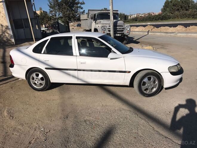 Opel Astra 2010, 268,500 km - 1.8 l - Bakı
